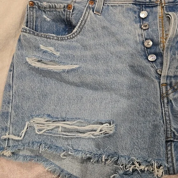 Levi 501 shorts - Picture 6 of 6